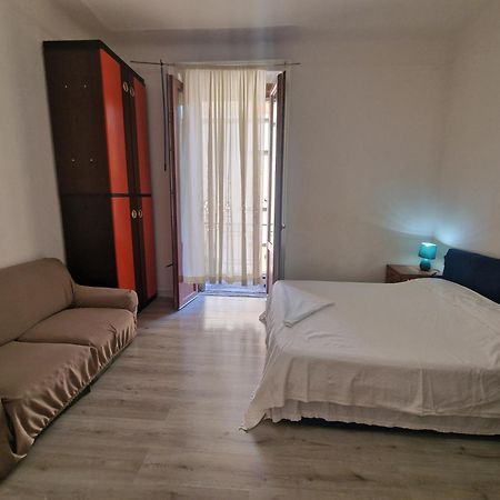Апартаменты House In The City Center-Casa Nel Centro Della Citta Милан Экстерьер фото